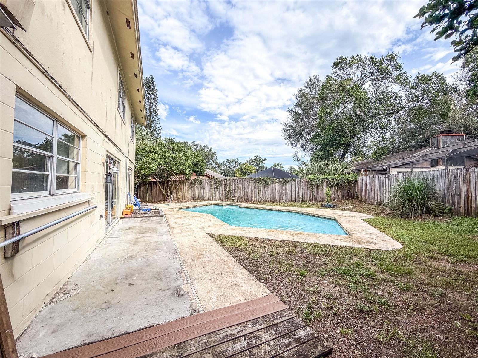 631 STONE DR — photo 18