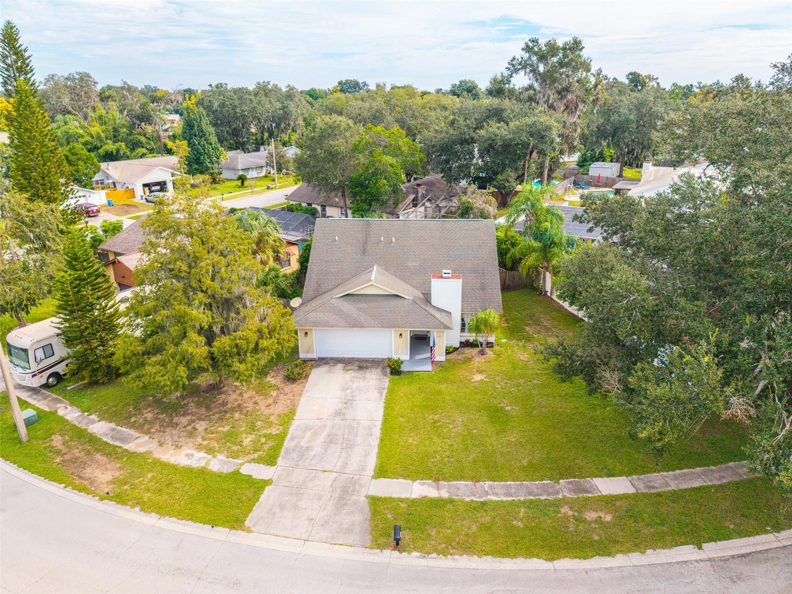 631 STONE DR — photo 28