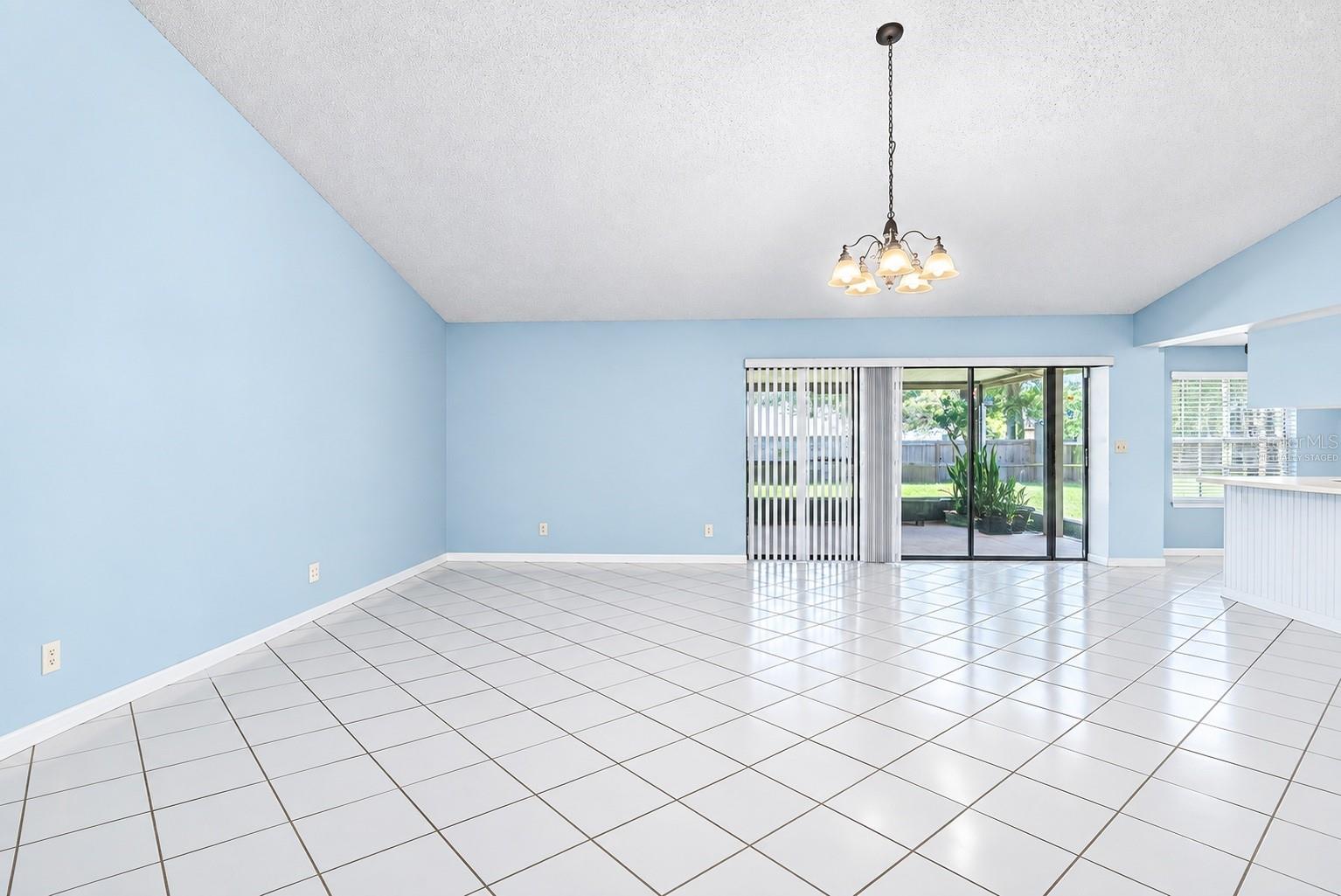 1606 DUSTY ROSE LN — photo 4