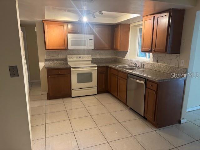 7235 REDBUD CT — photo 5
