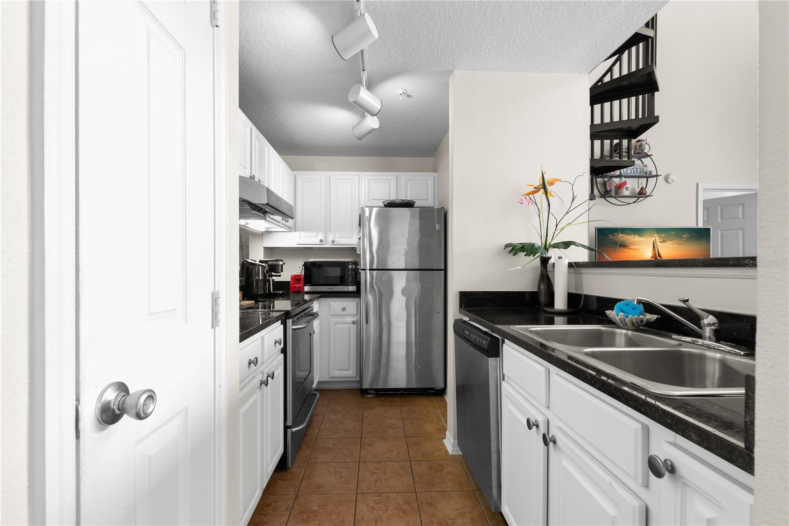 501 KNIGHTS RUN AVE #1310 — photo 5