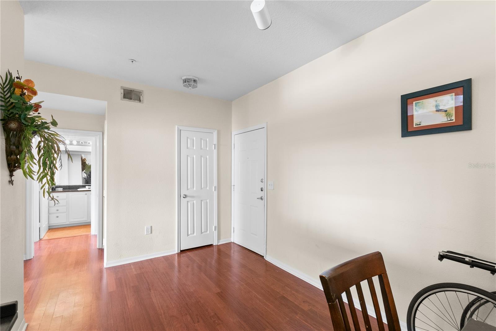 501 KNIGHTS RUN AVE #1310 — photo 4