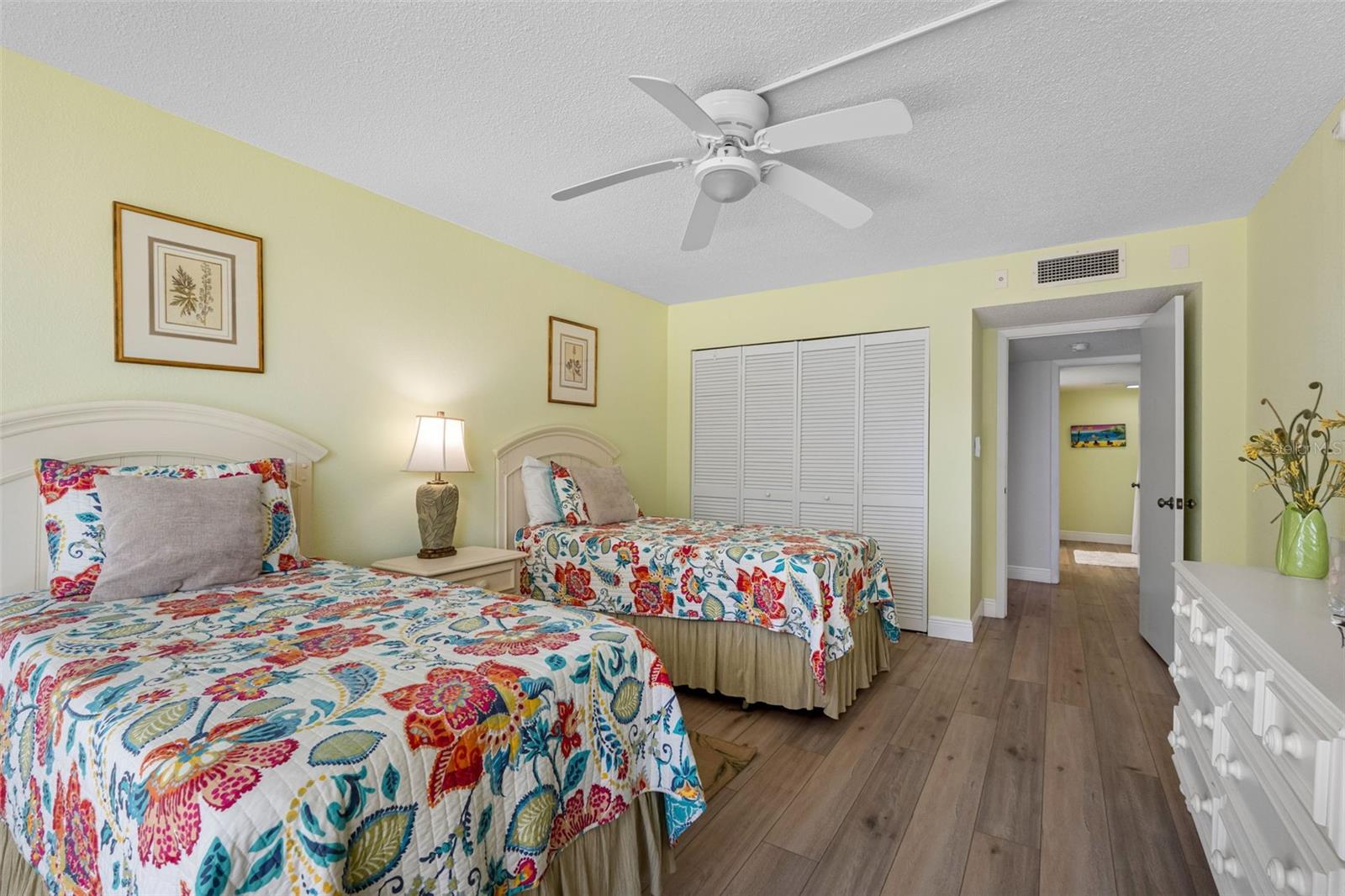 1400 GULF BLVD #101 — photo 32