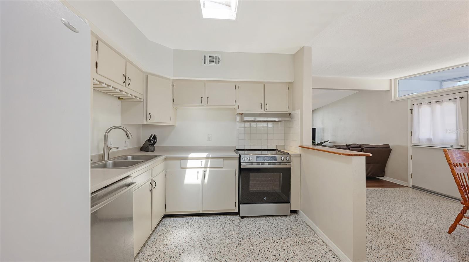3008 BOWDOIN PL — photo 17