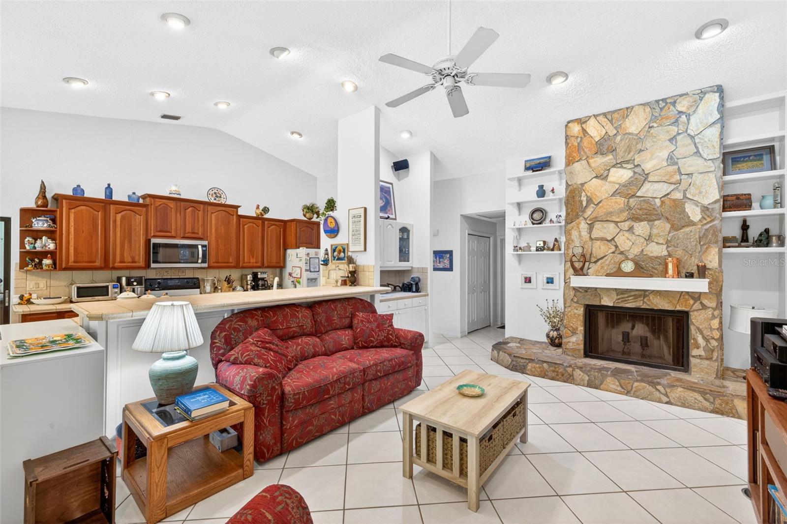 5035 BARROWE DR — photo 9