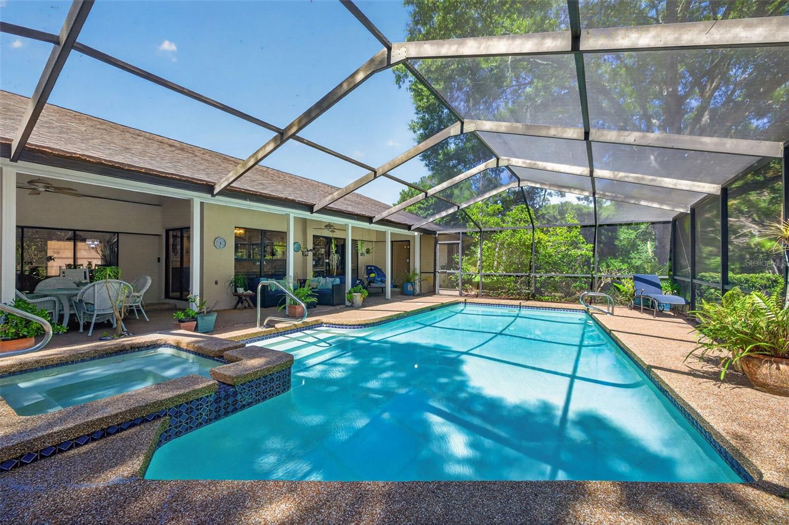 5035 BARROWE DR — photo 31