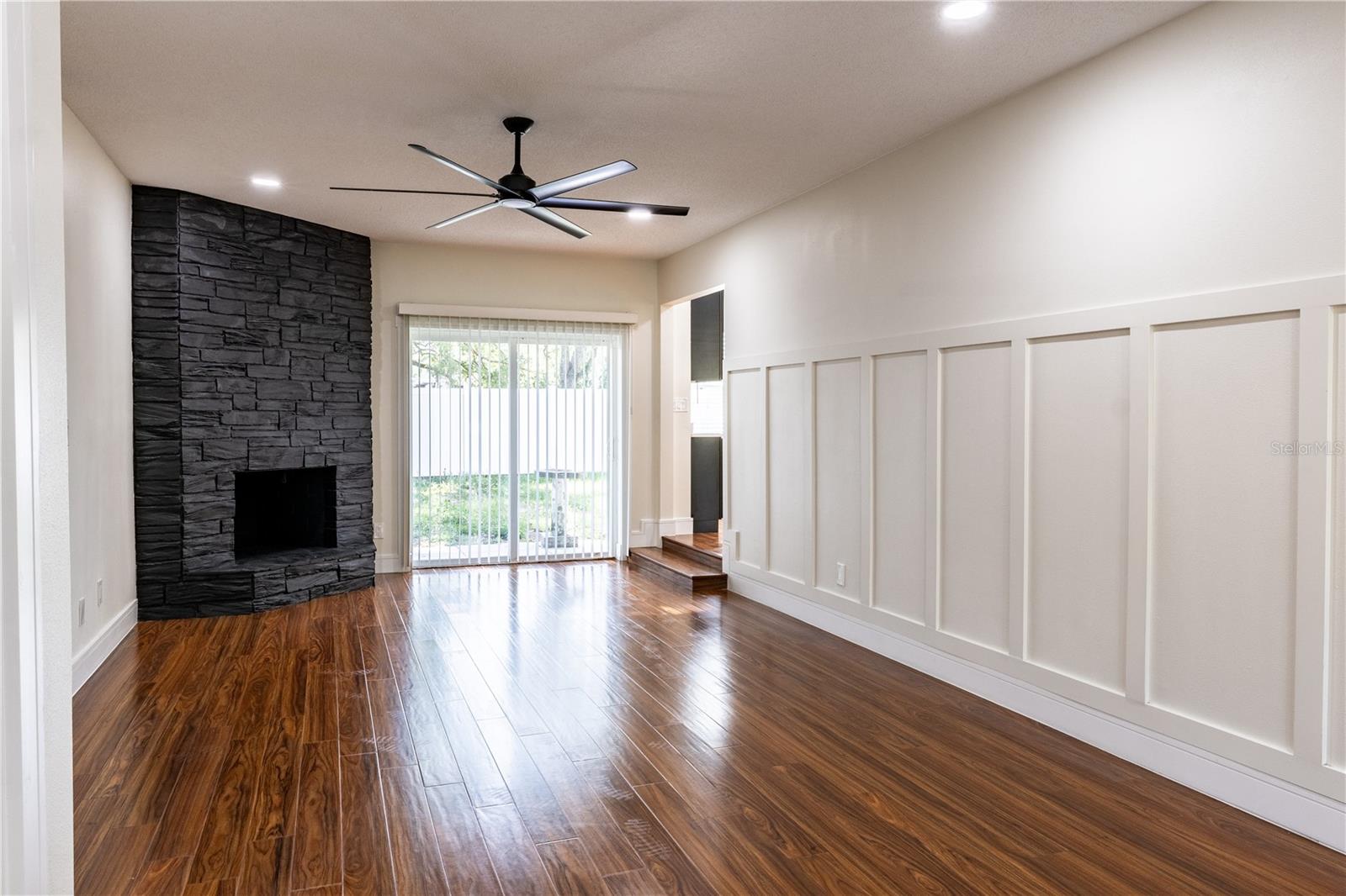 226 WILLOWICK AVE — photo 19
