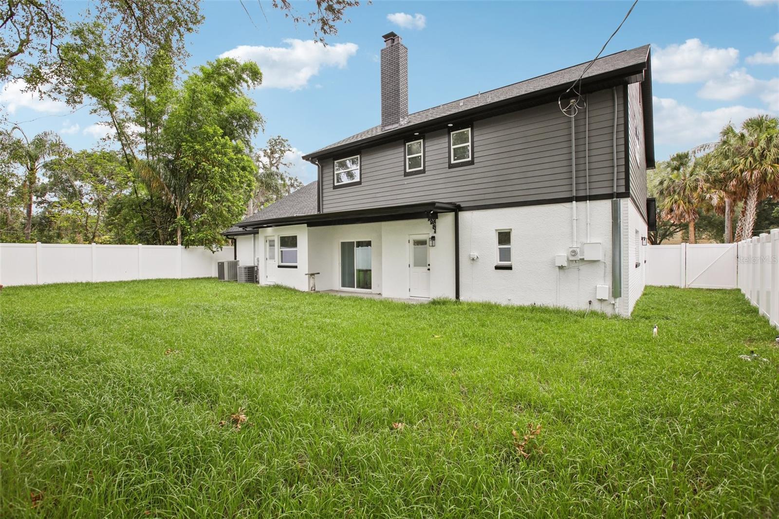 226 WILLOWICK AVE — photo 72