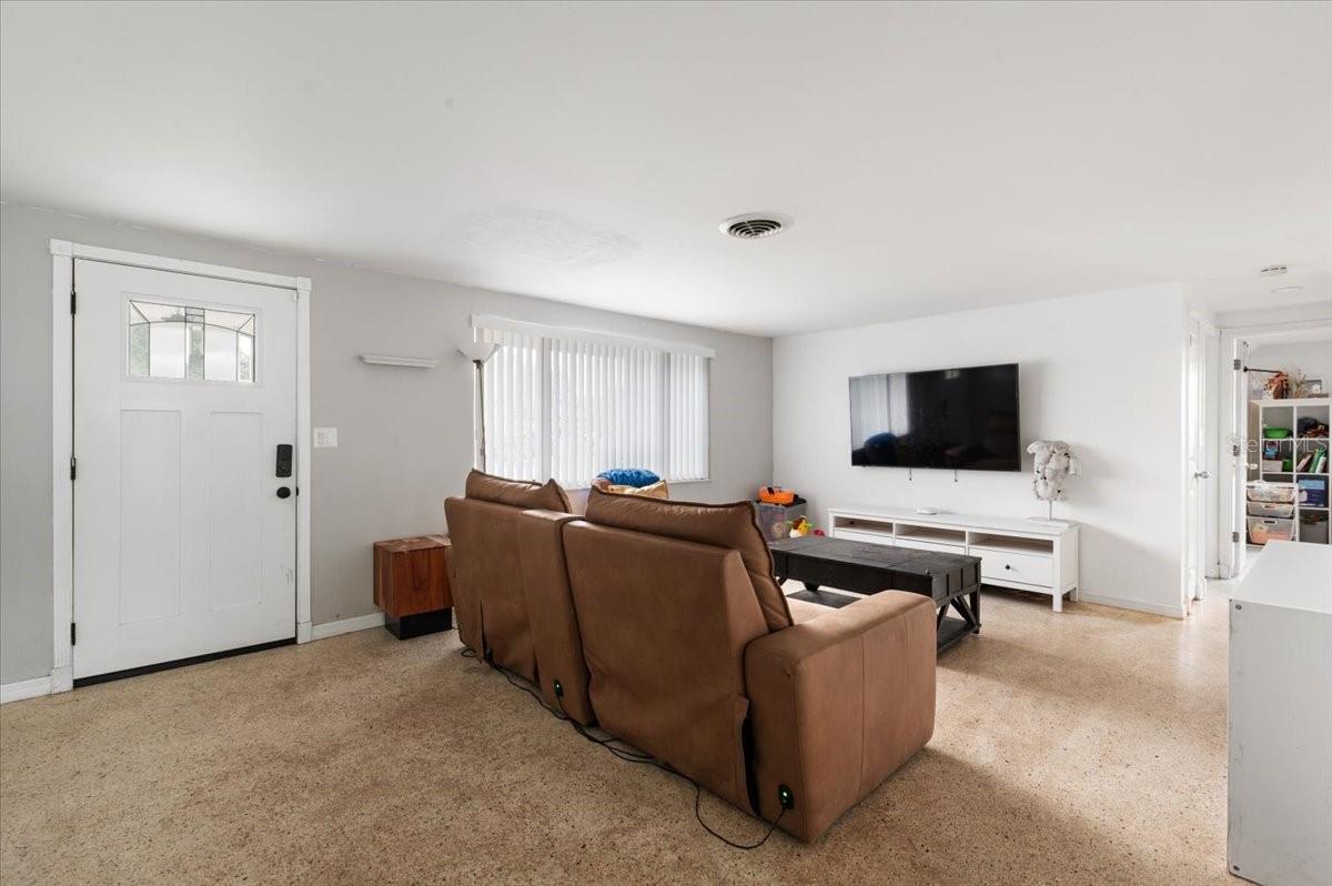 4508 POMPANO RD — photo 3