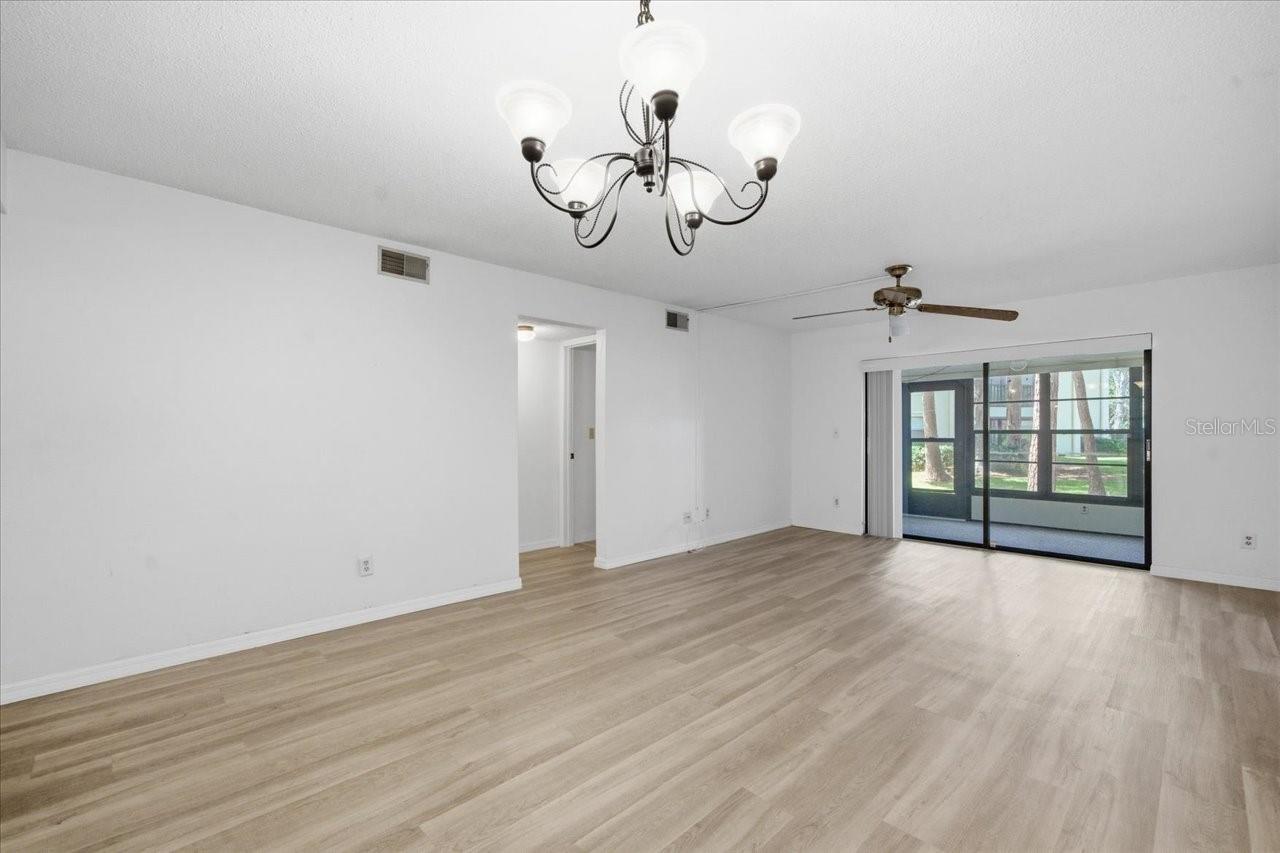 3399 MERMOOR DR #101 — photo 13