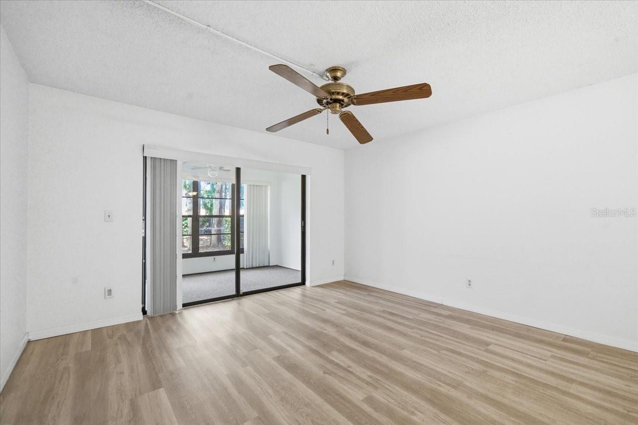 3399 MERMOOR DR #101 — photo 17