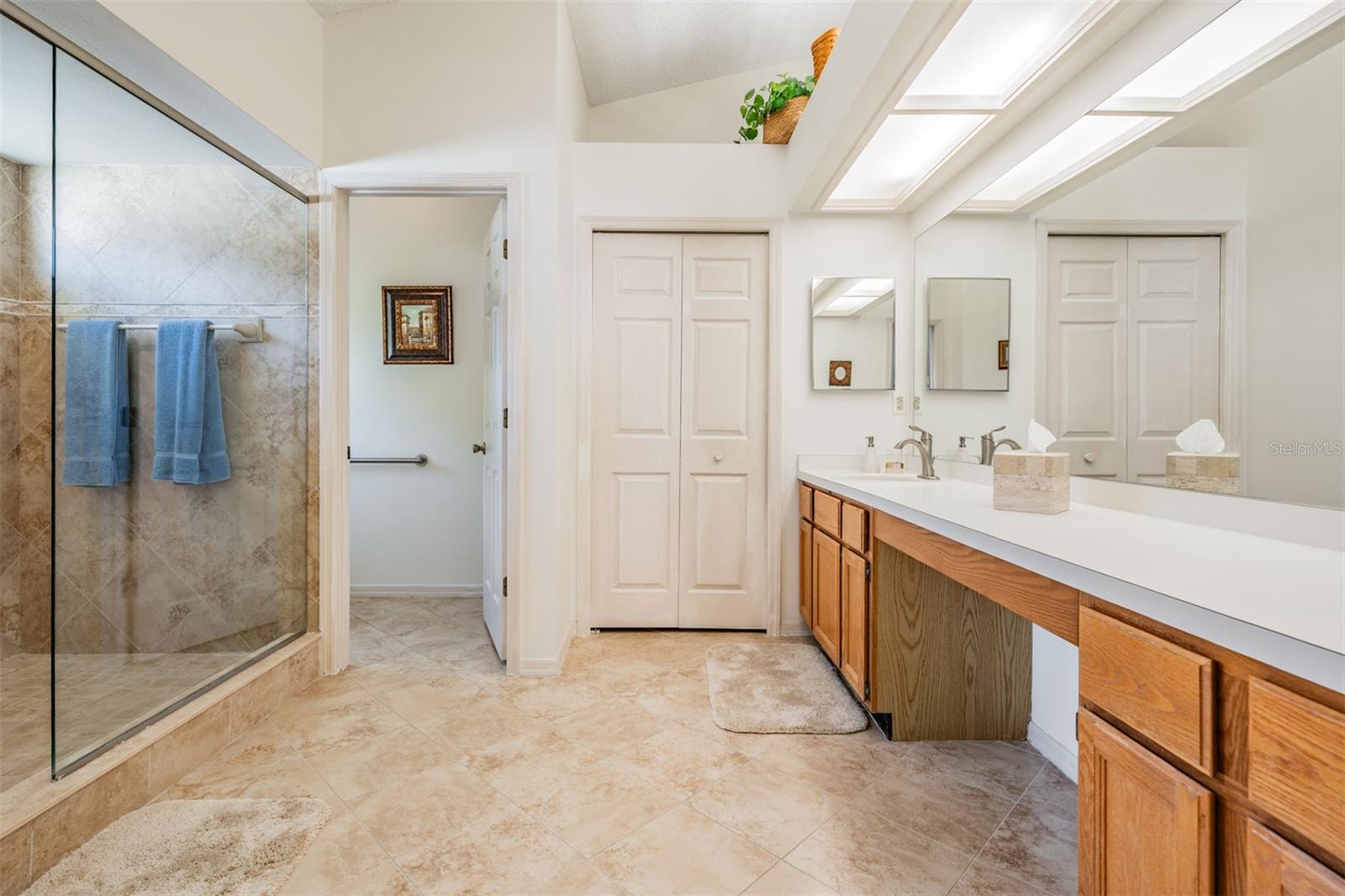 9008 QUAIL CREEK DR — photo 26