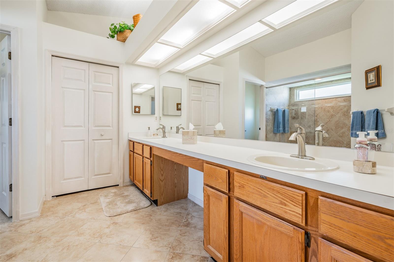 9008 QUAIL CREEK DR — photo 27
