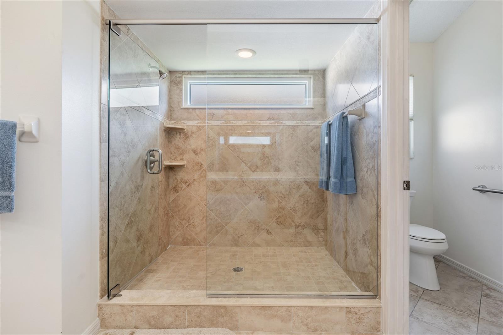 9008 QUAIL CREEK DR — photo 25