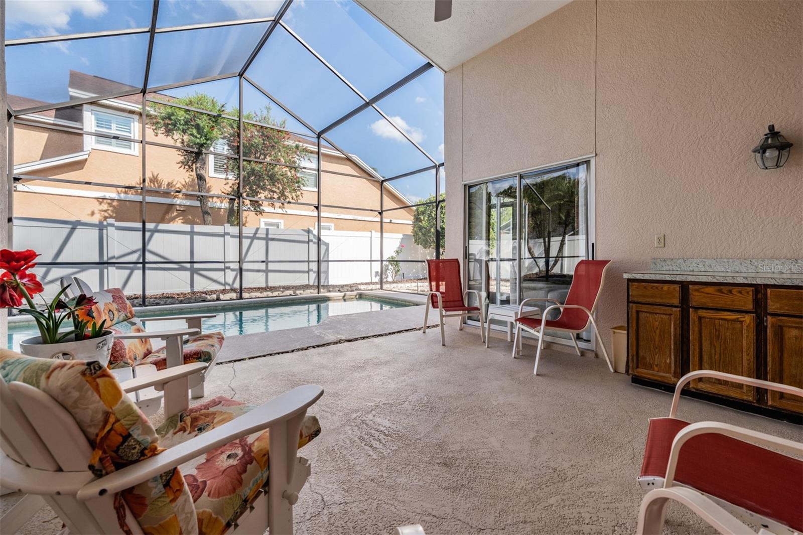 9008 QUAIL CREEK DR — photo 33