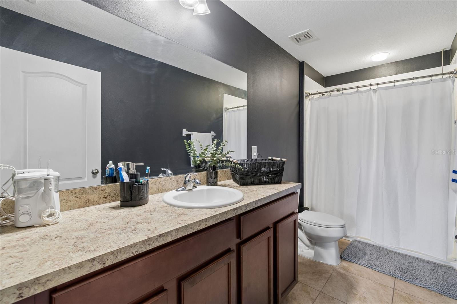 11926 GRAND KEMPSTON DR — photo 26