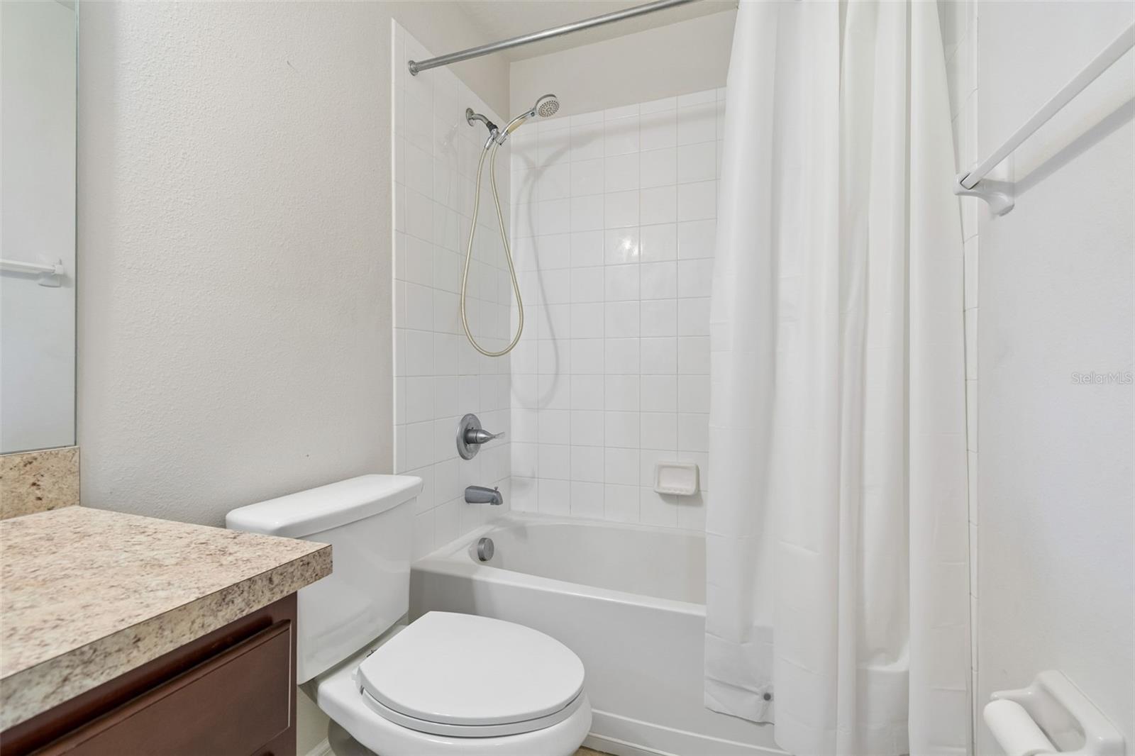 11926 GRAND KEMPSTON DR — photo 30