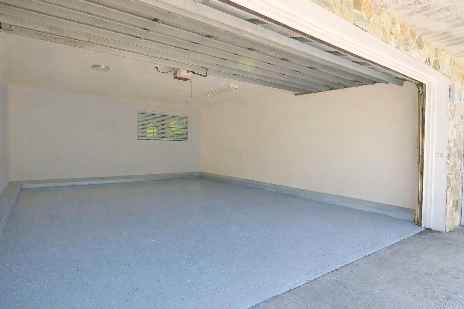 1307 NORMANDY CIR — photo 50