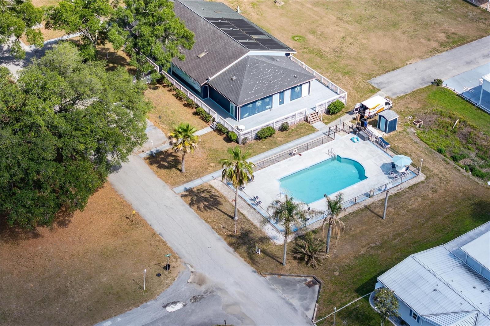 10027 EQUITY AVE — photo 49