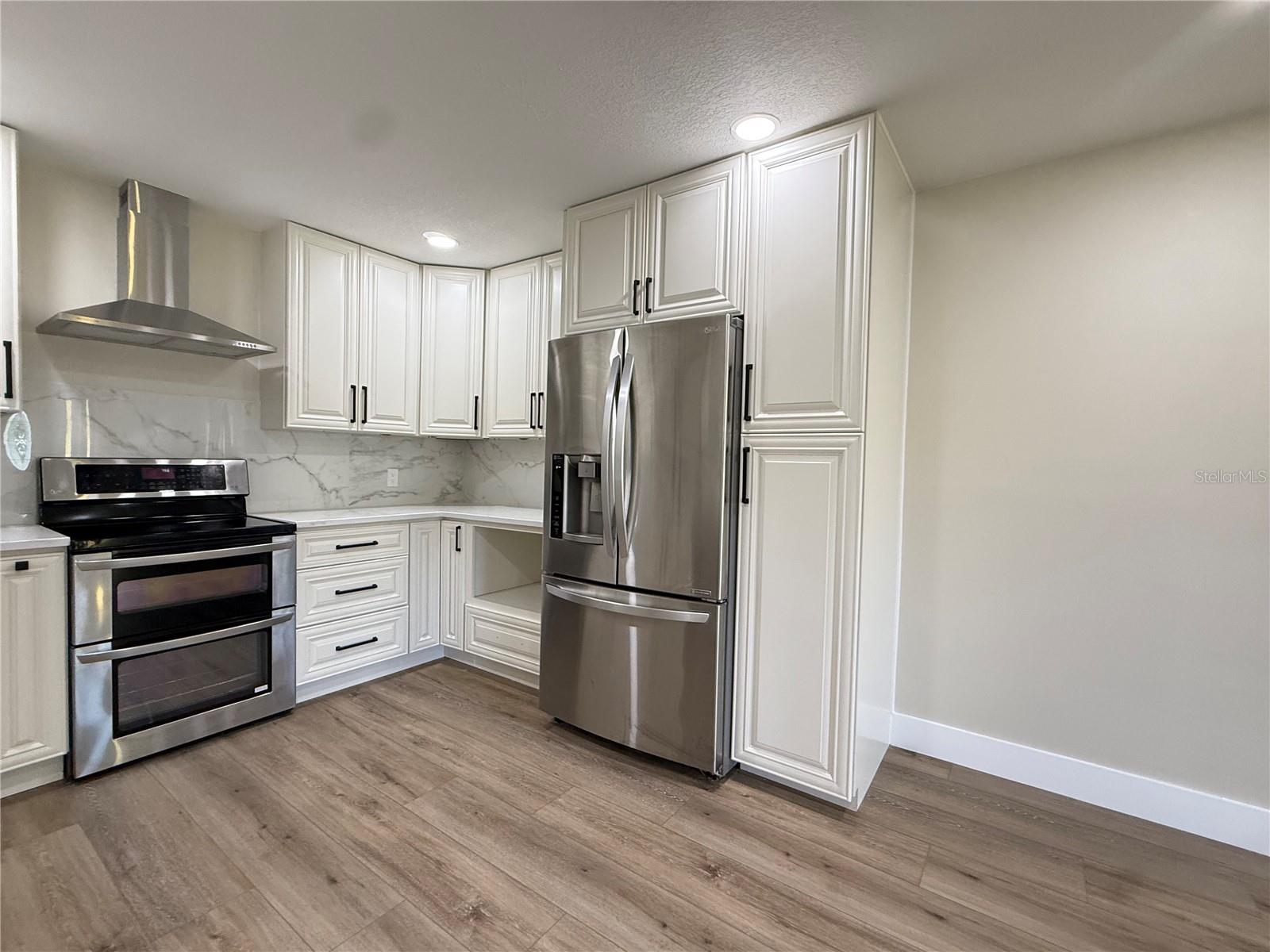 10501 HARDWOOD CT — photo 13