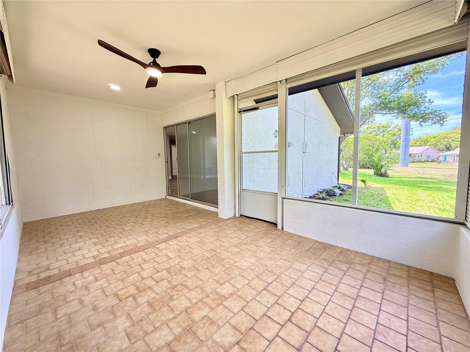 10501 HARDWOOD CT — photo 27