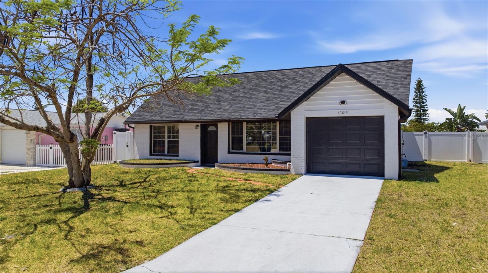13615 GARRIS DR — photo 3