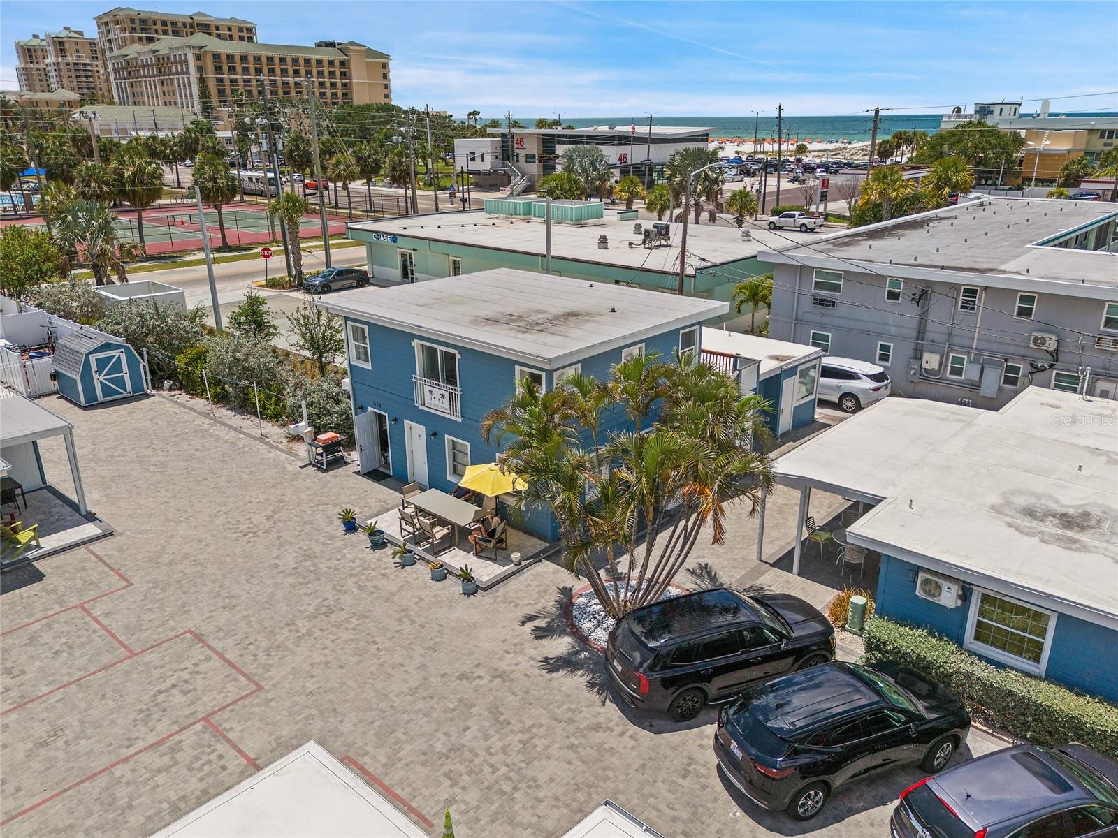 602 POINSETTIA AVE — photo 43