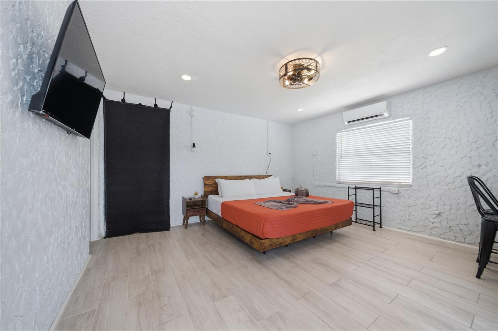 602 POINSETTIA AVE — photo 22