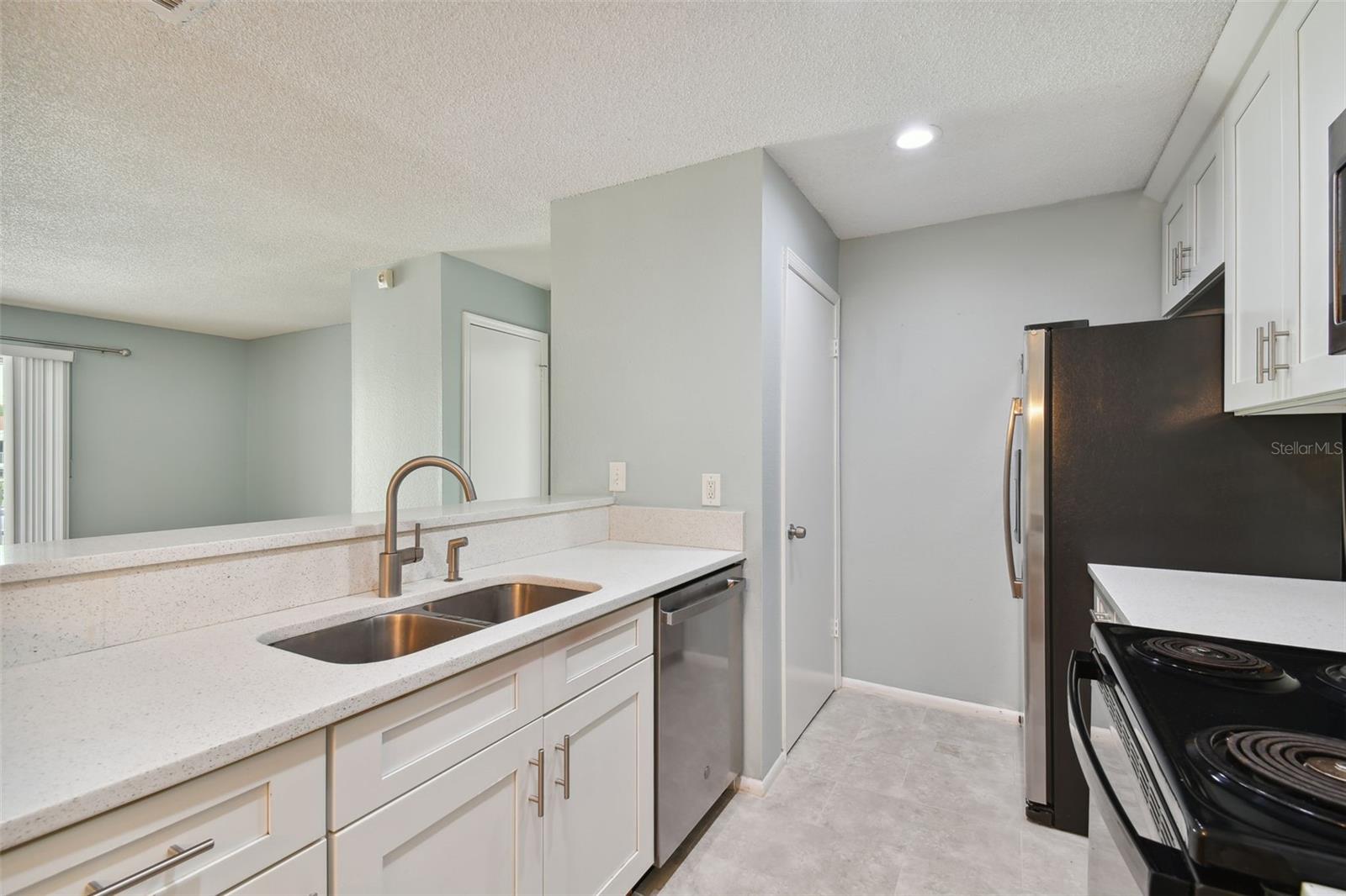 9481 HIGHLAND OAK DR #1615 — photo 12