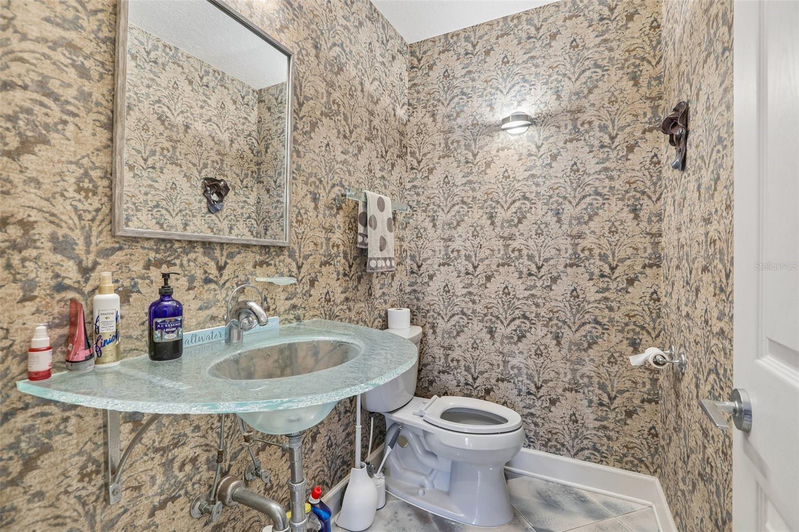 113 YACHT CLUB CIR — photo 16