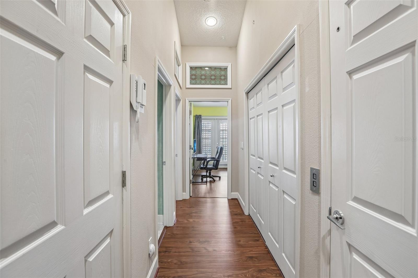 113 YACHT CLUB CIR — photo 17