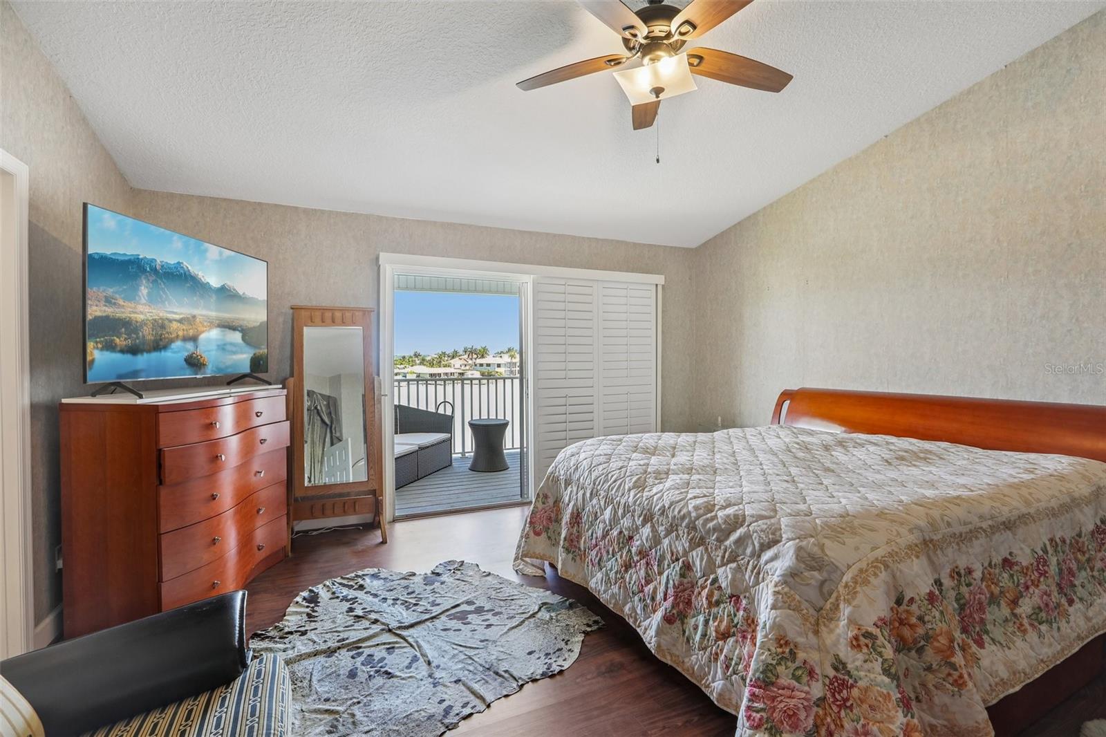 113 YACHT CLUB CIR — photo 24