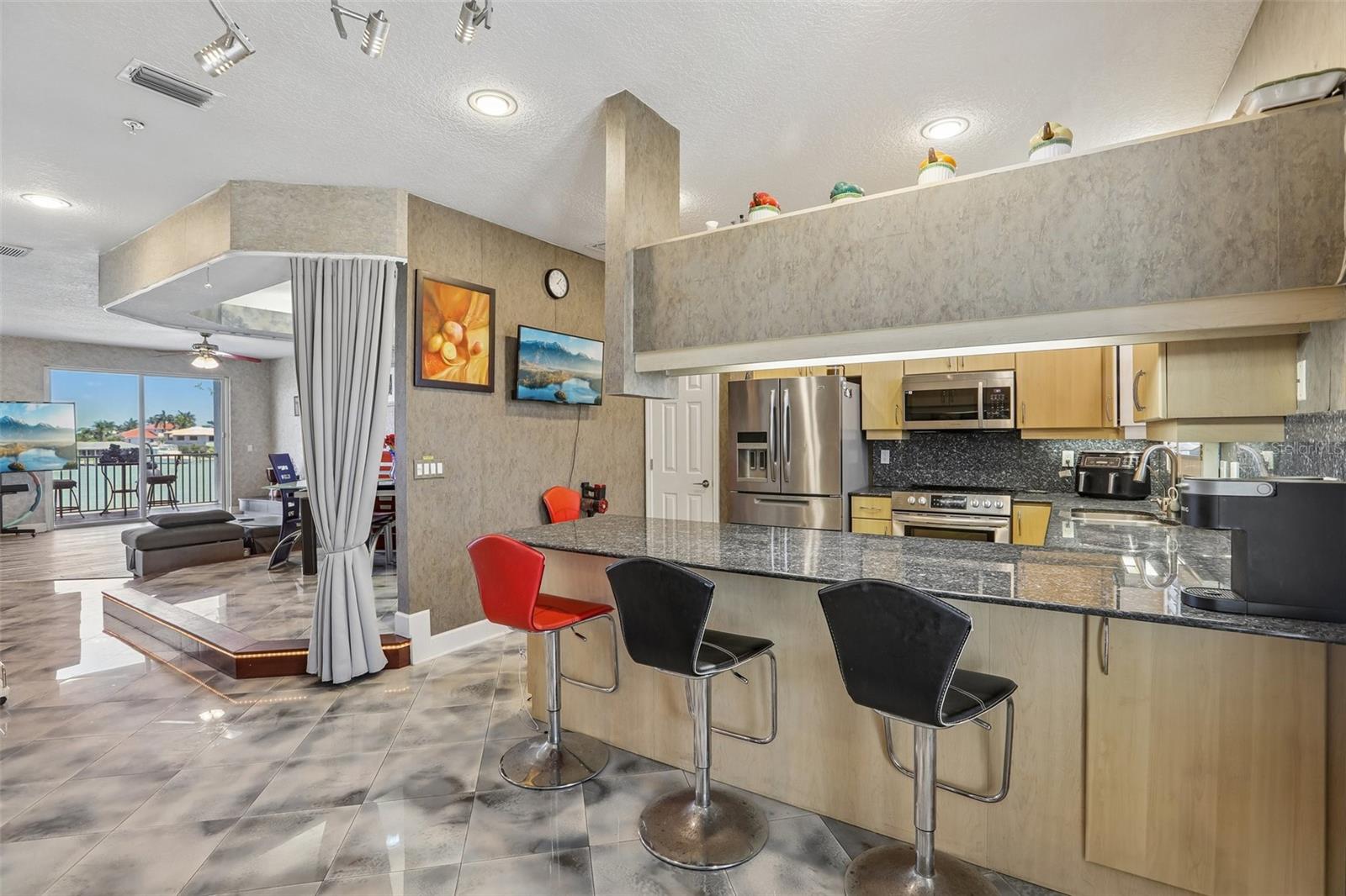 113 YACHT CLUB CIR — photo 15