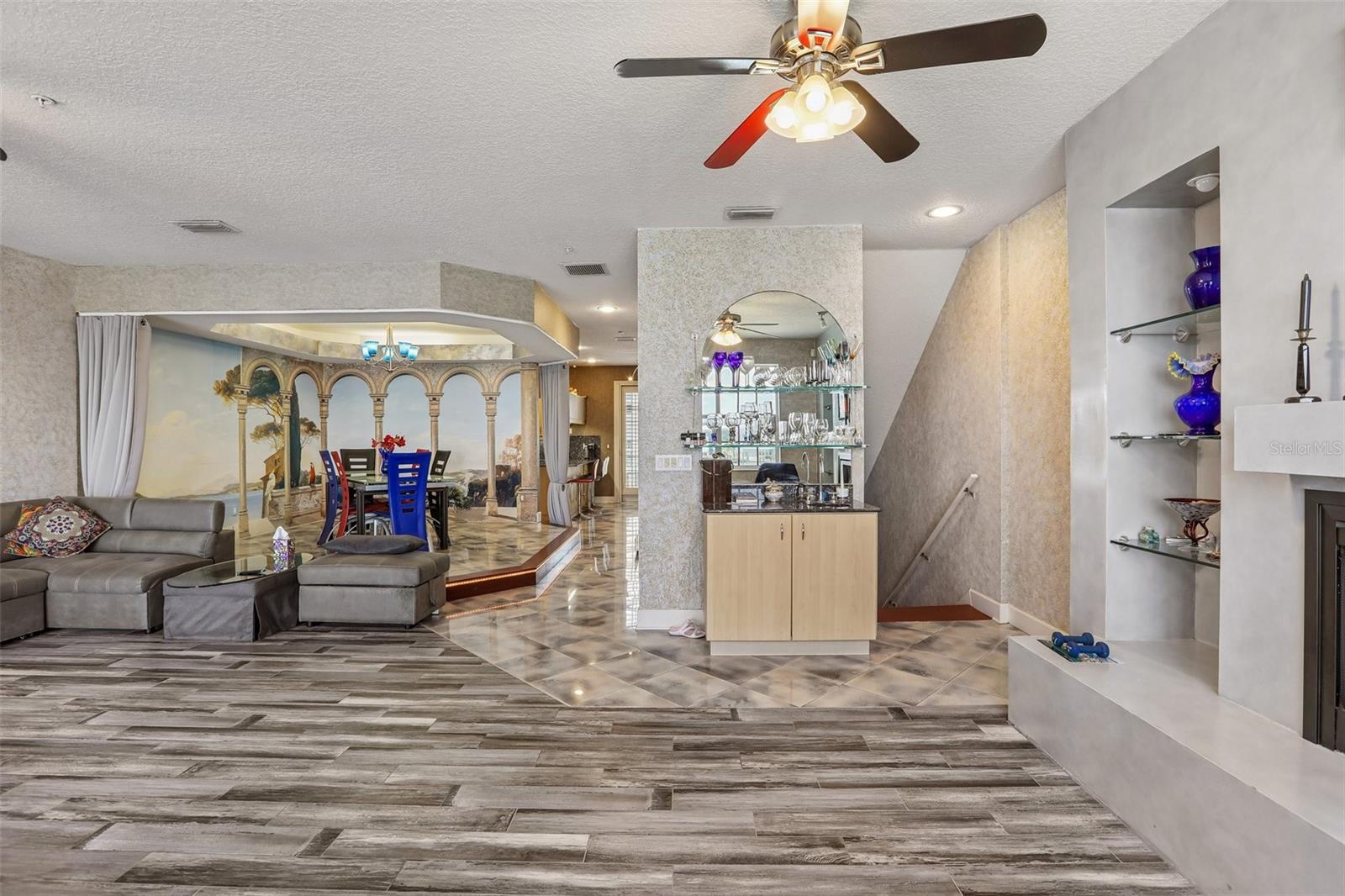 113 YACHT CLUB CIR — photo 9