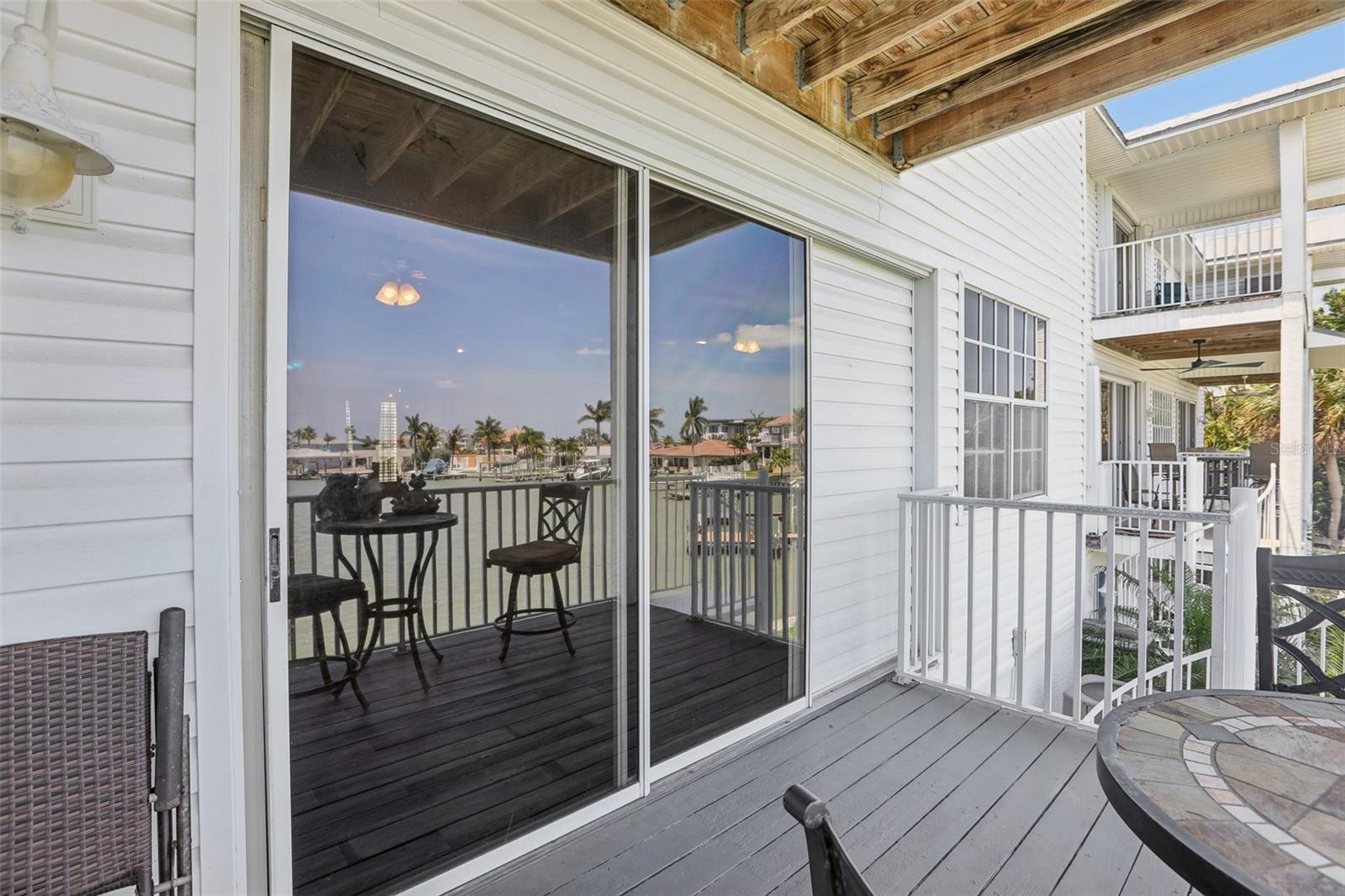 113 YACHT CLUB CIR — photo 33