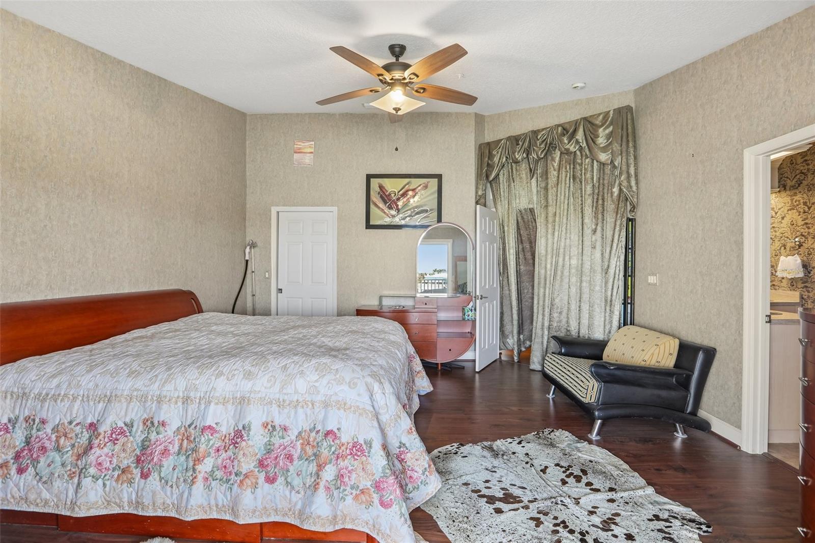 113 YACHT CLUB CIR — photo 25