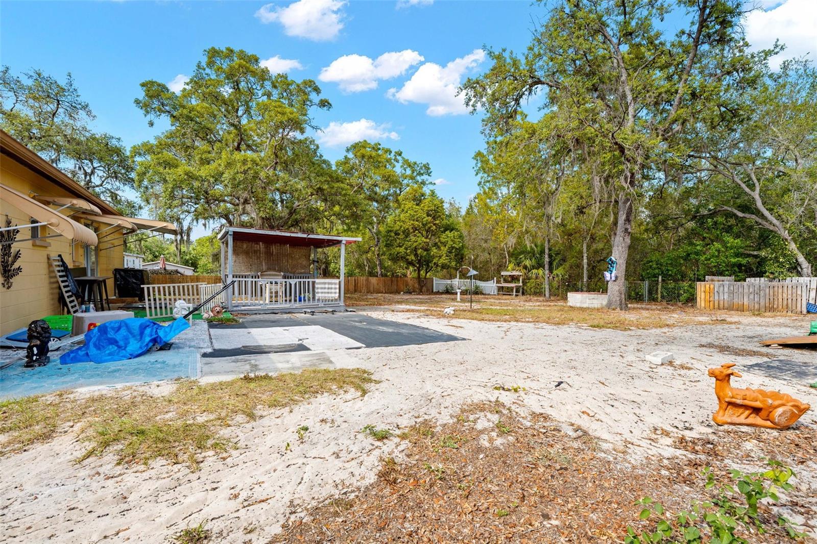 17322 HARMONY DR — photo 40