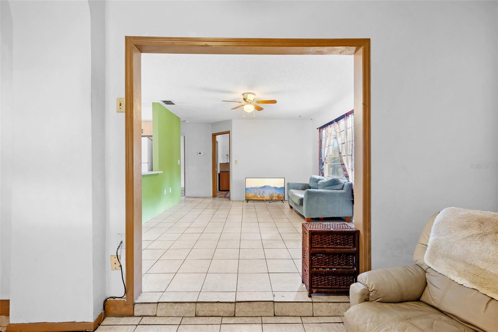 17322 HARMONY DR — photo 9