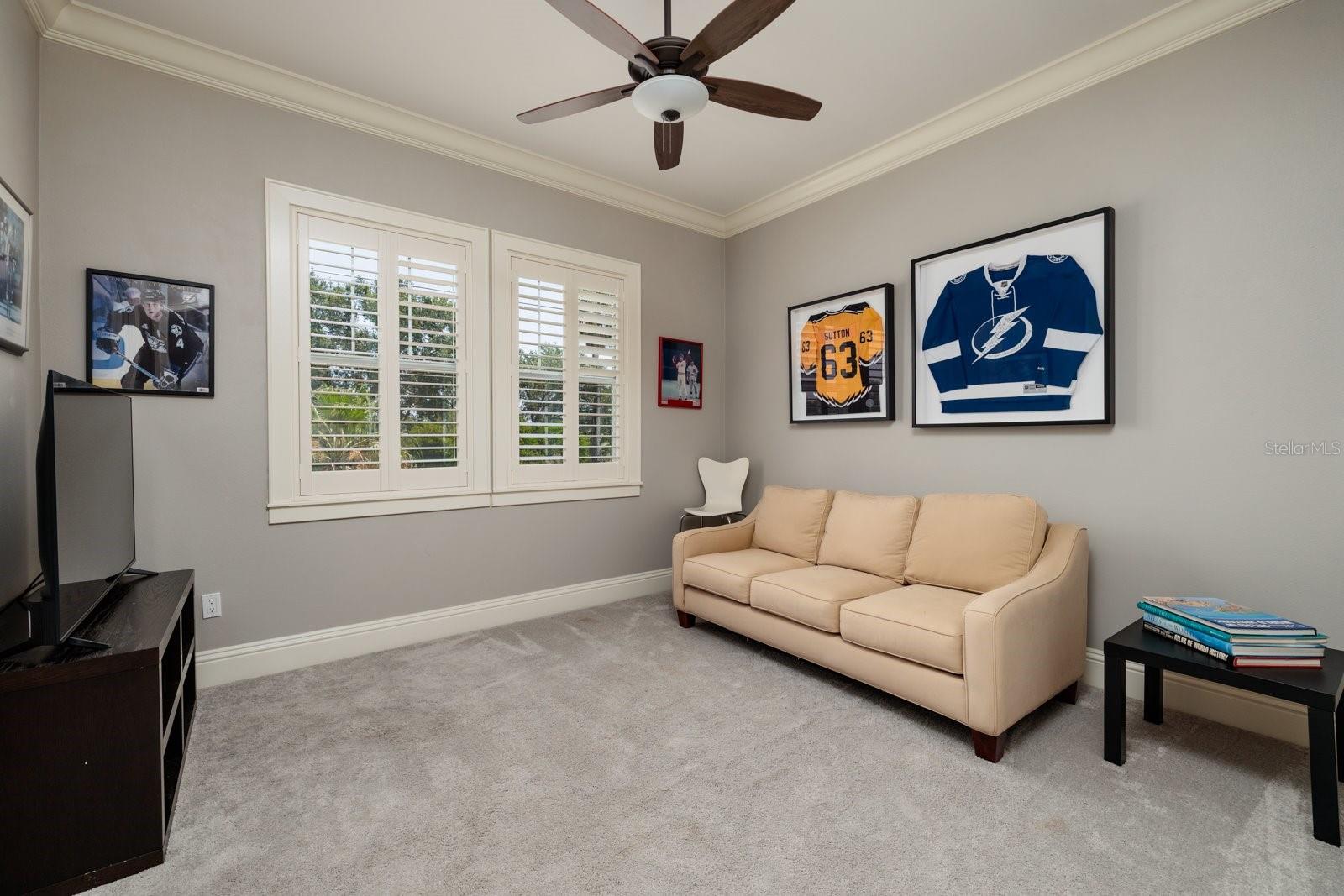 852 CORDOVA BLVD NE — photo 41