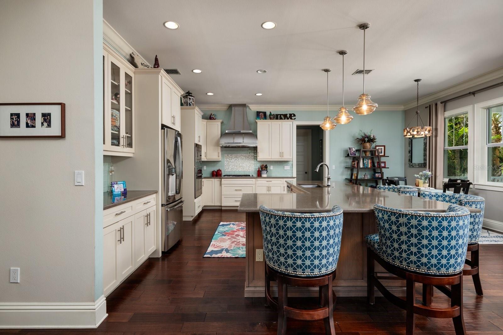 852 CORDOVA BLVD NE — photo 15