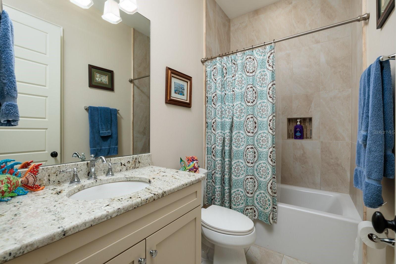 852 CORDOVA BLVD NE — photo 36