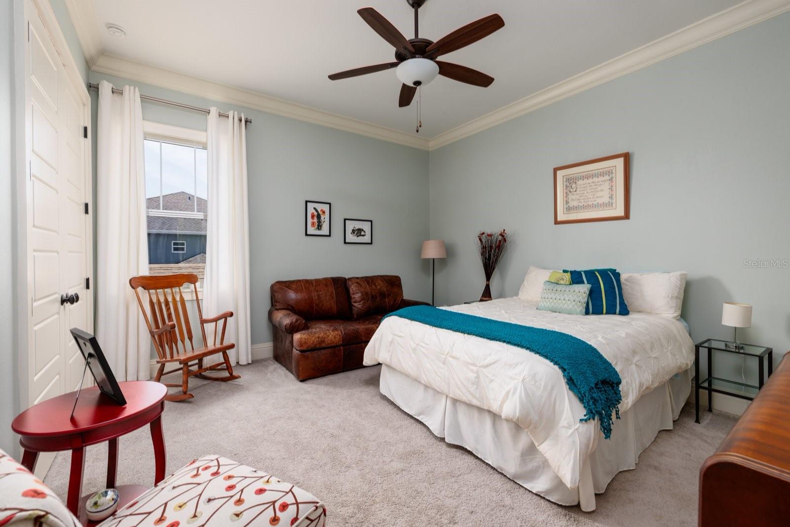 852 CORDOVA BLVD NE — photo 32