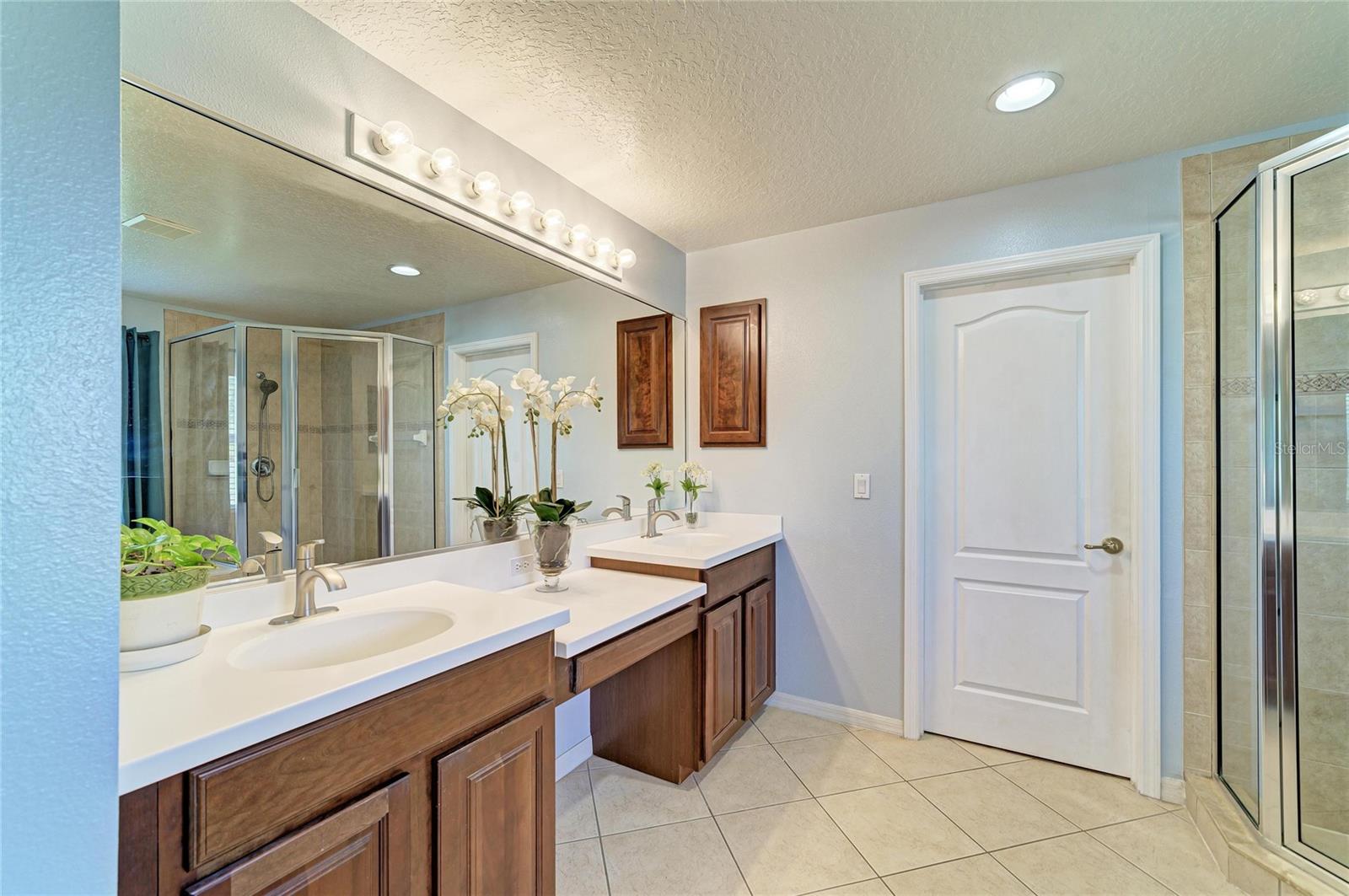 9035 WILLOWBROOK CIR — photo 29