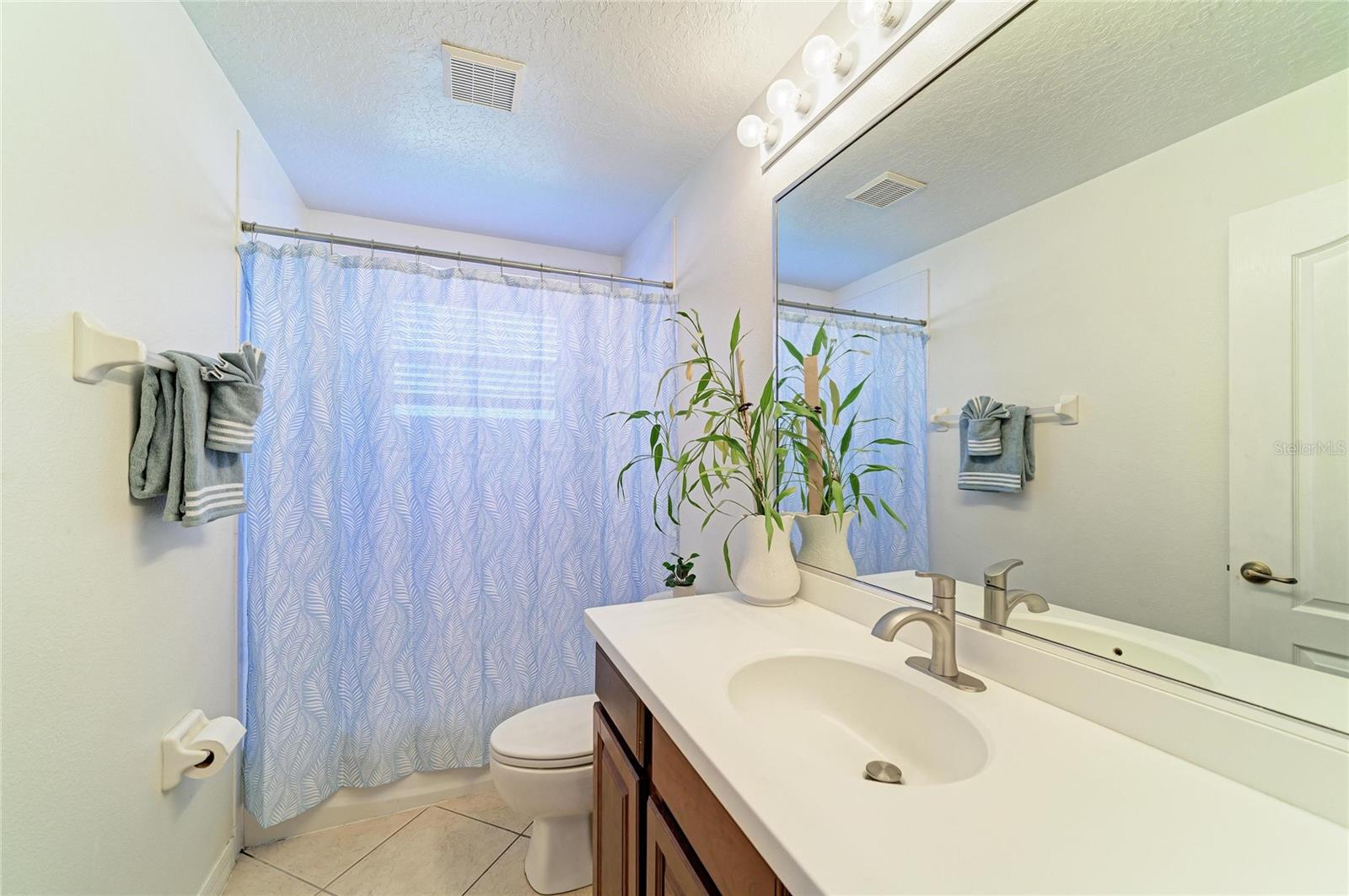 9035 WILLOWBROOK CIR — photo 33