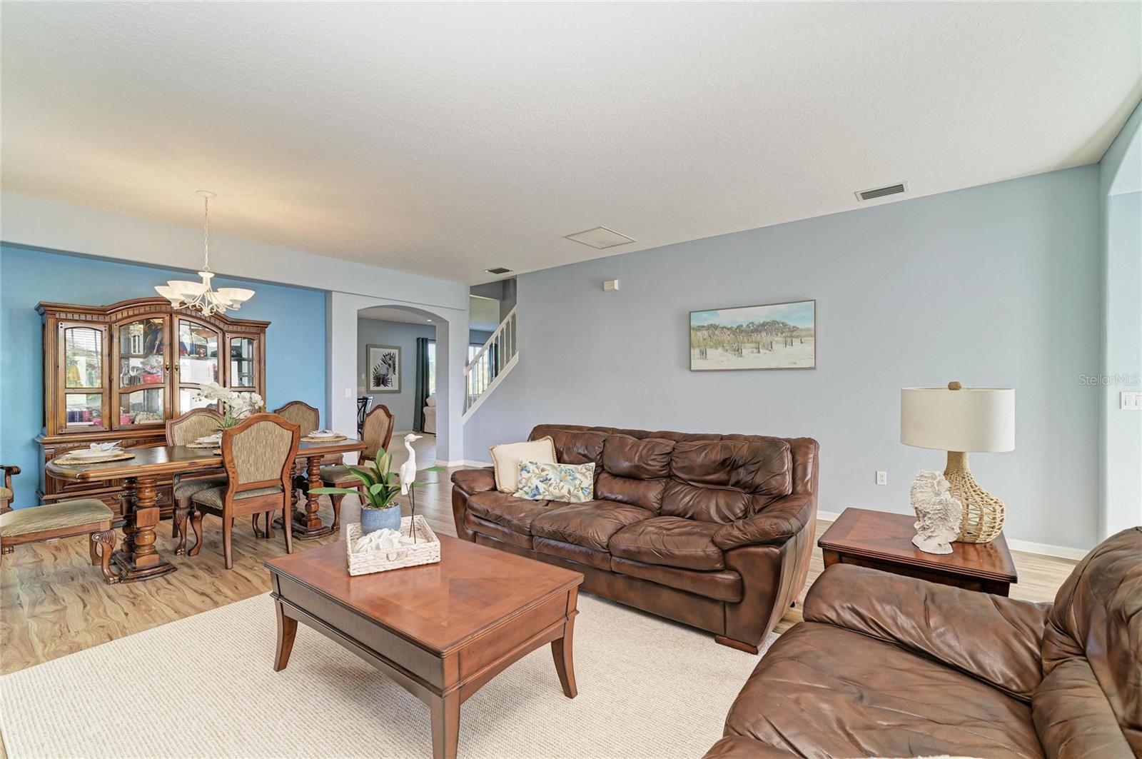 9035 WILLOWBROOK CIR — photo 10