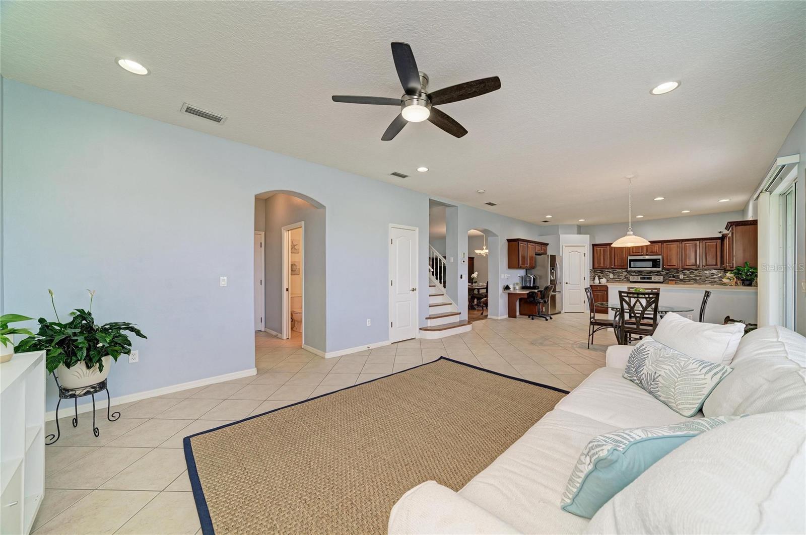 9035 WILLOWBROOK CIR — photo 23