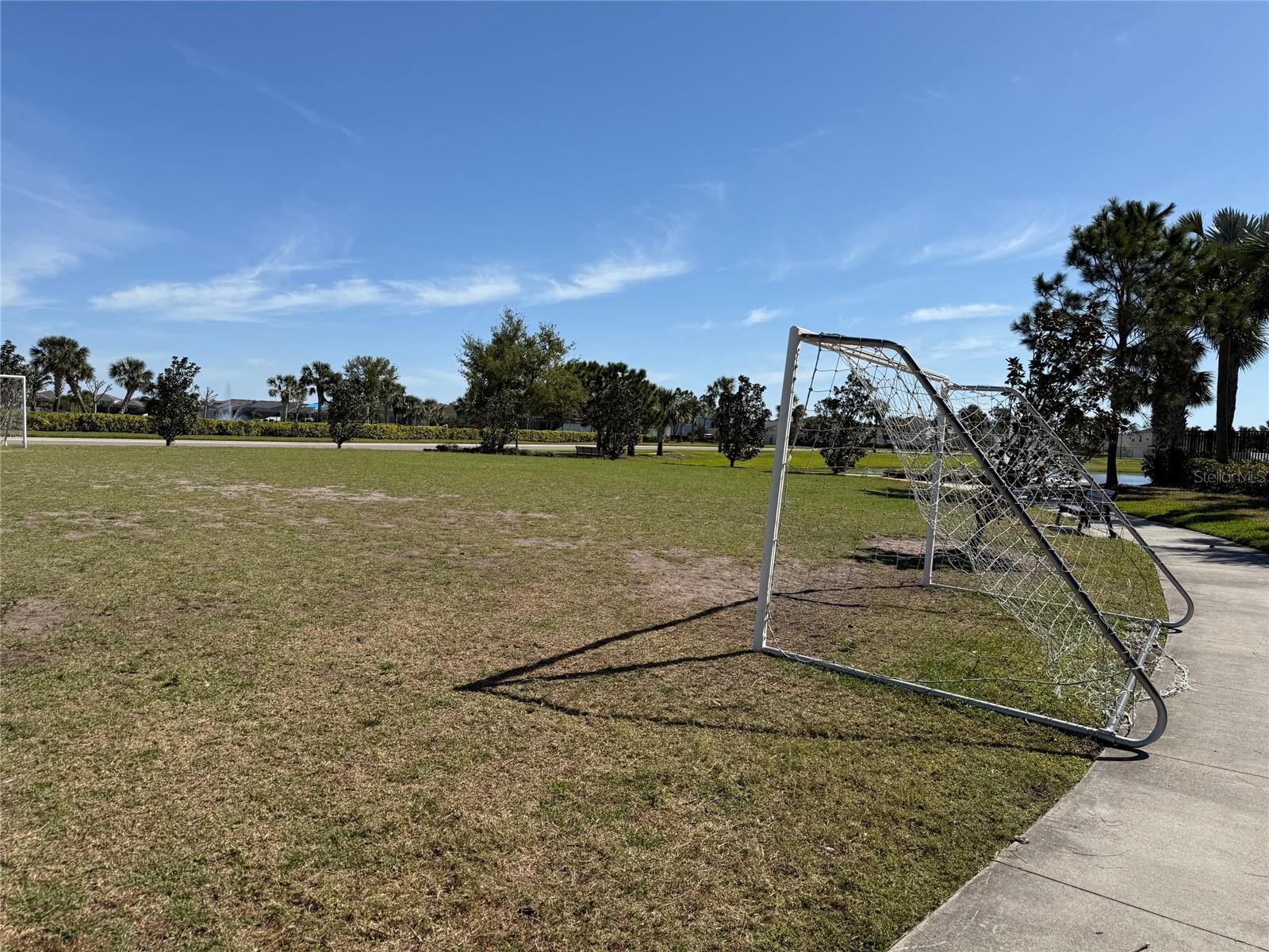 15517 ROSE GROVE DR — photo 37
