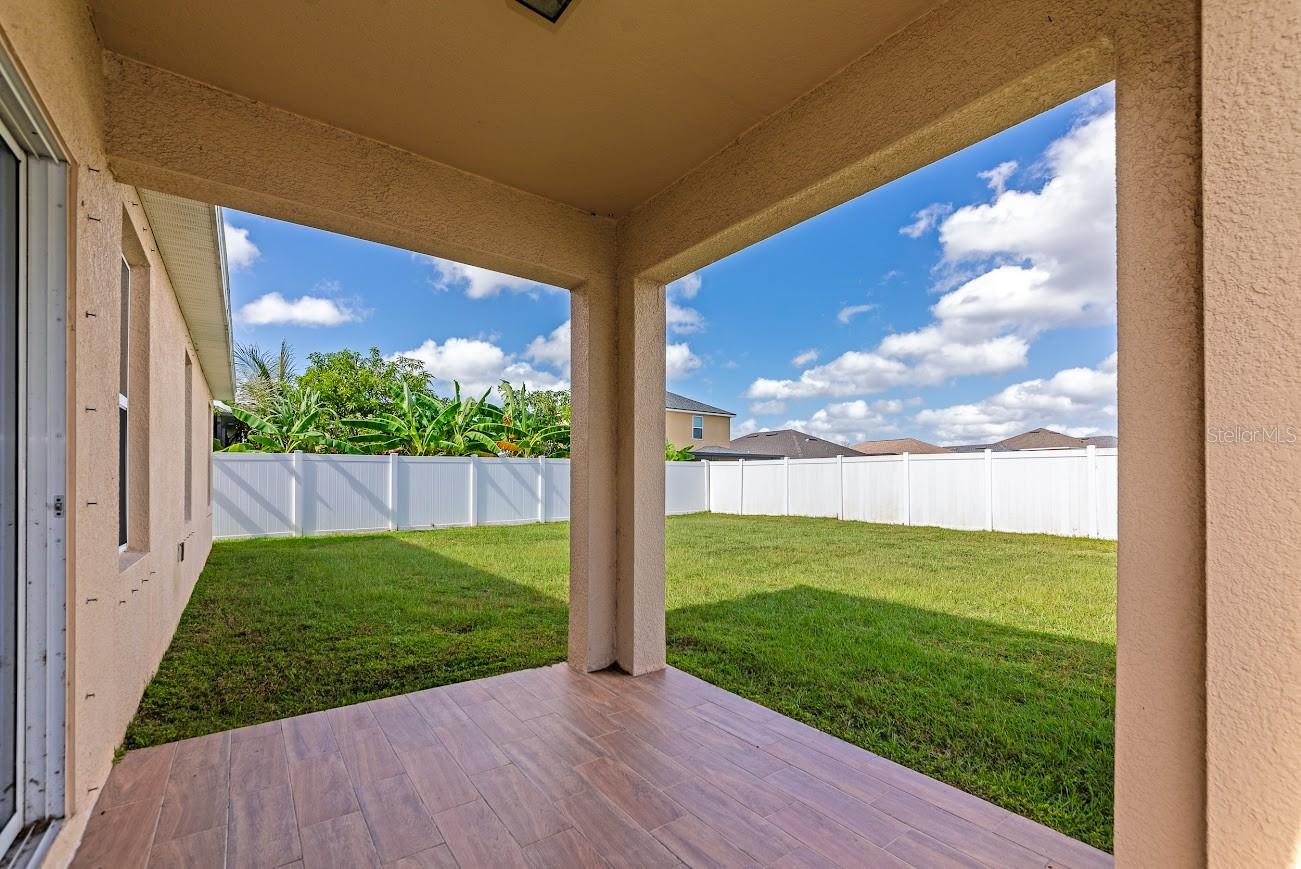 15517 ROSE GROVE DR — photo 3
