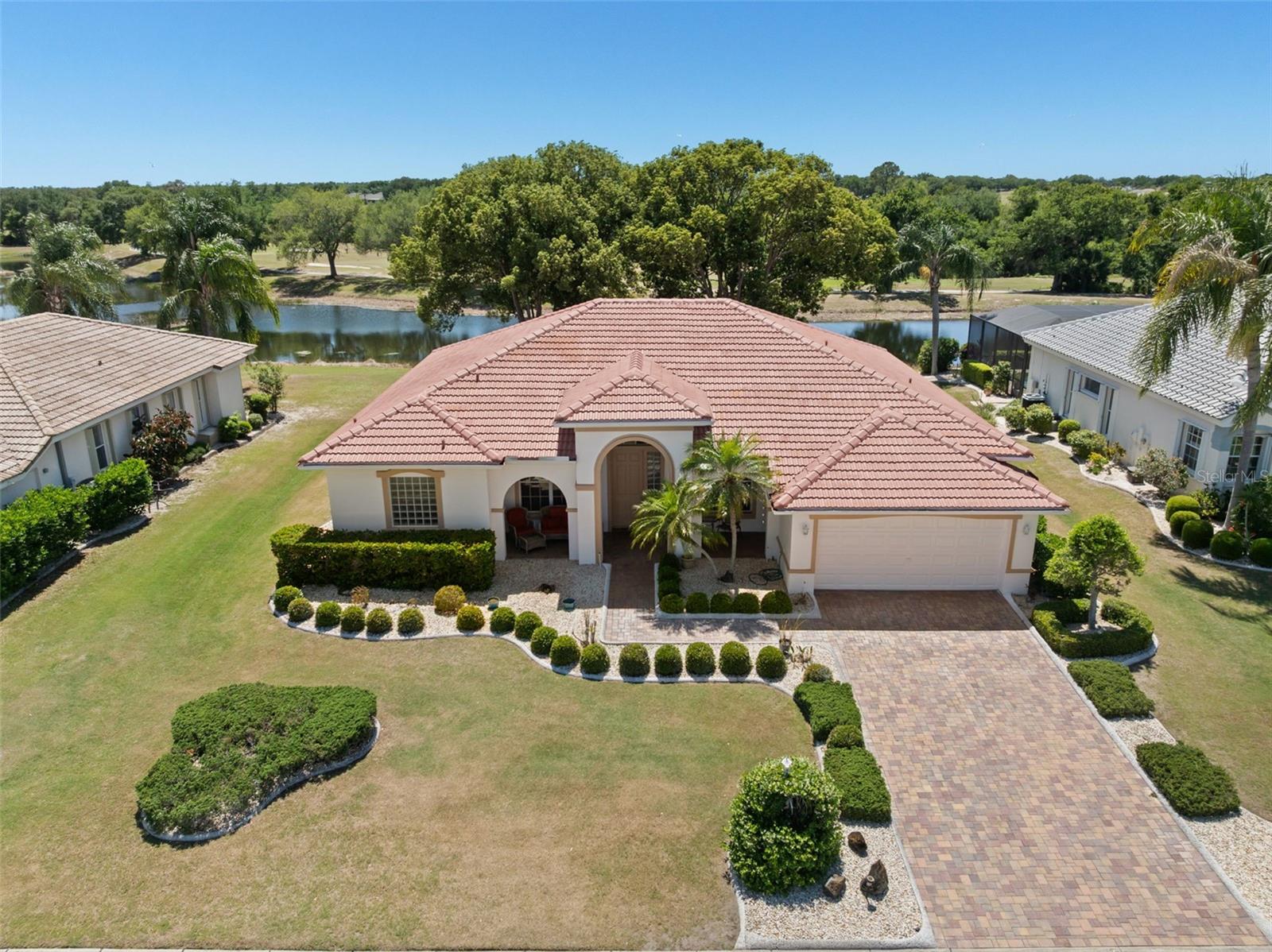 1134 SIGNATURE DR — photo 38