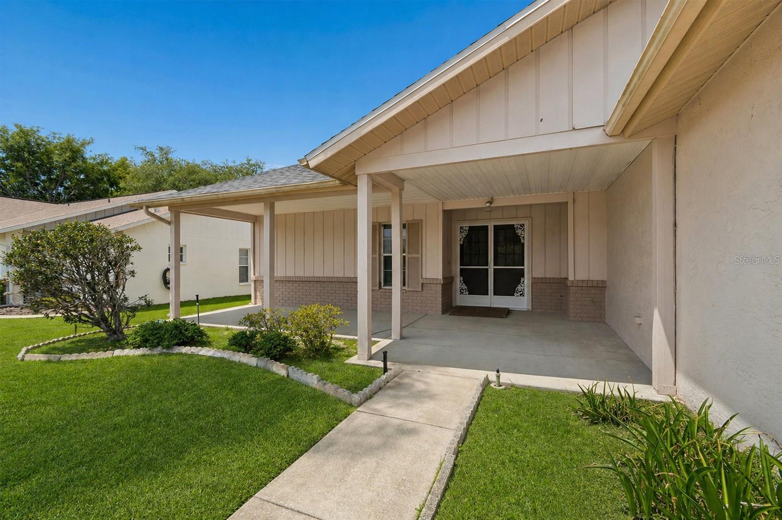 4643 SANDPOINTE DR — photo 3